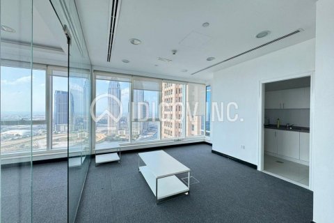 Üürile anda kontor asukohaga Business Bay, Dubai, AÜE: 87 m² Nr 636672 - pilt 15