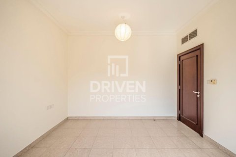 Villa te huur in Dubai Sports City, Dubai, VAE 5 slaapkamers, 541.9 vr.m., nr 746977 - foto 16