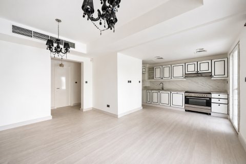 Huvila The Springs, Dubai, Arabiemiraatit 2 makuuhuonetta, 152.97 m2 № 764426 - kuva 2