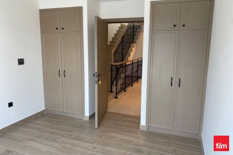 Rijtjeshuis te huur in Dubai, VAE 5 slaapkamers, 215.1 vr.m., nr 679958 - foto 8