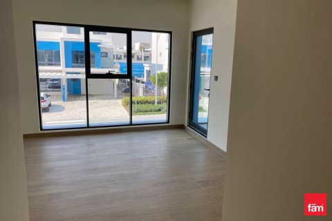 Rijtjeshuis te huur in Dubai, VAE 5 slaapkamers, 215.1 vr.m., nr 679958 - foto 3