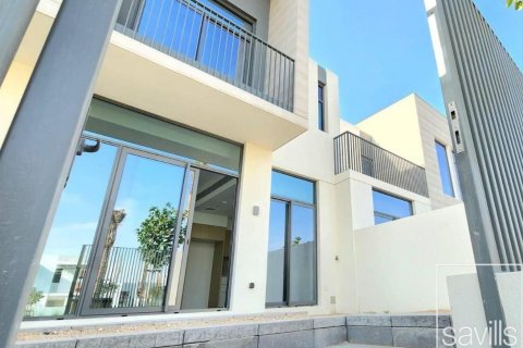 Townhouse in Arabian Ranches 3, Dubai, UAE 3 bedrooms, 134 sq.m. № 635330 - photo 1