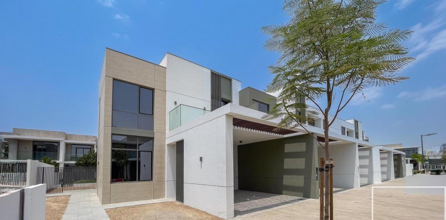 Townhouse in Arabian Ranches 3, Dubai, UAE 4 bedrooms, 249 sq.m. № 635329