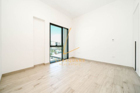Al Furjan, Dubai, UAE의 임대용 빌라 침실 4개, 548제곱미터 번호 704172 - 사진 15