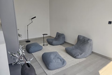 Řadový dům v Tilal City, Sharjah, SAE 4 ložnice, 247.21 m² Č.: 749098 - fotografie 14