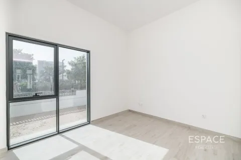 Villa itt: Al Furjan, Dubai, EAE, 5 hálószoba, 414 m², azonosító: 649572 - fénykép 8