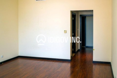 Apartment in Jumeirah Lake Towers, Dubai, UAE 2 bedrooms, 154 sq.m. № 655962 - photo 6