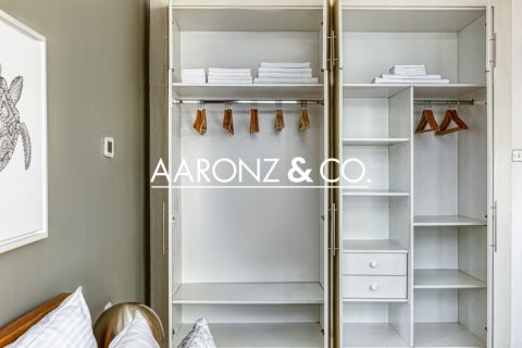 Apartment til salg i Dubai Marina, Dubai, UAE 2 soveværelser, 108.5 kvm № 644709 - foto 13