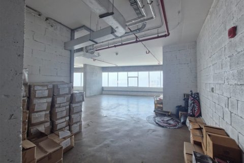 Zyrë në Jumeirah Lake Towers, Dubai, Emiratet e Bashkuara Arabe 140.2 m2. № 644712 - Foto 5