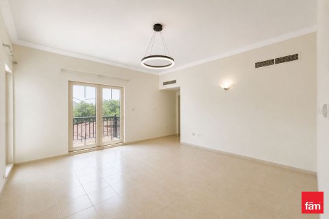 Villa à louer à Jumeirah Islands, Dubai, EAU 4 chambres, 989.1 m2 № 717912 - photo 10