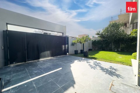 Villa à vendre à  Dubai, EAU 5 chambres, 465.1 m2 № 661637 - photo 15