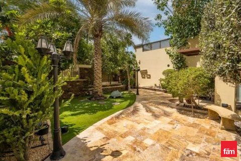Villa til leje i Jumeirah Park, Dubai, UAE 3 soveværelser, 679.9 kvm № 661636 - foto 18