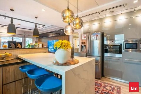 Villa til leje i Jumeirah Park, Dubai, UAE 3 soveværelser, 679.9 kvm № 661636 - foto 8