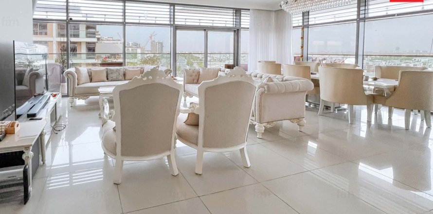 Apartment i Dubai Hills Estate, Dubai, UAE 3 soveværelser, 270.8 kvm № 682396
