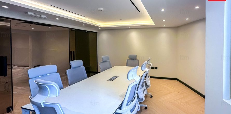 Dubai, BAE’de office 98.5 m² No 641602
