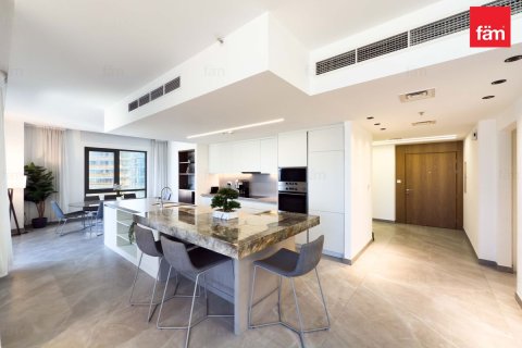 Apartment til leje i Downtown Dubai (Downtown Burj Dubai), Dubai, UAE 3 soveværelser, 195.1 kvm № 679171 - foto 3