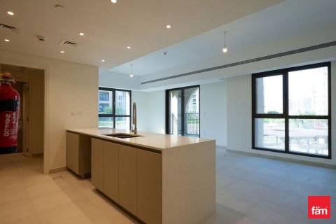 Lägenhet till försäljning i Umm Suqeim, Dubai, UAE 3 sovrum, 172 kvm Nr. 679172 - fotografi 17