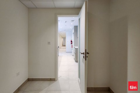 Huoneisto Umm Suqeim, Dubai, Arabiemiraatit 3 makuuhuonetta, 172 m2 № 679172 - kuva 25