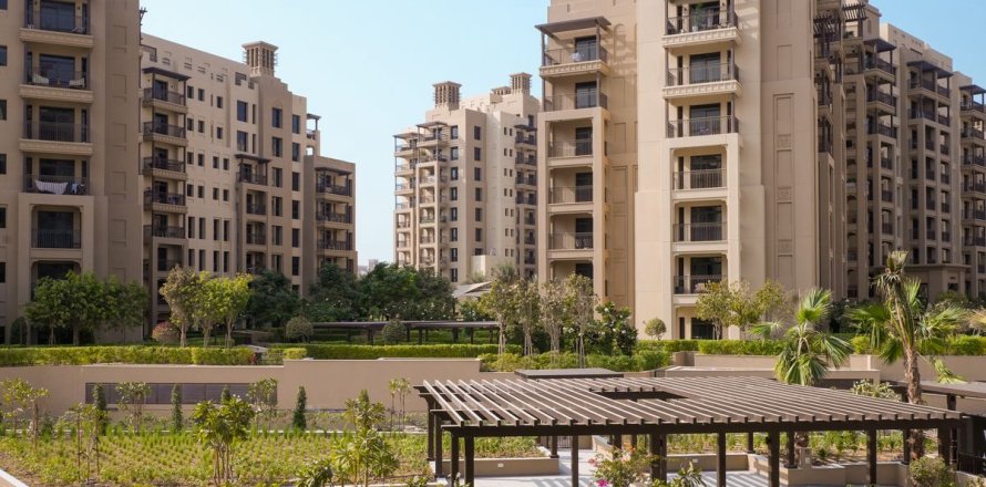 Huoneisto Umm Suqeim, Dubai, Arabiemiraatit 3 makuuhuonetta, 172 m2 № 679172