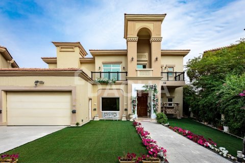 ویلا برای فروش در  Jumeirah Islands، Dubai، امارات متحده عربی  4 خوابه ، 511 متر مربع ، شماره 707237 - تصویر 18