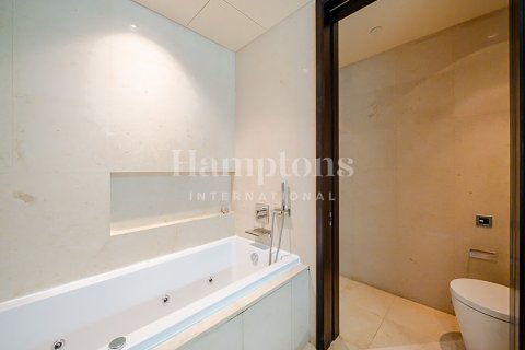 Apartmen di Burj Khalifa, Dubai, UAE 2 bilik tidur, 191.00856800 meter persegi № 651330 - foto 4