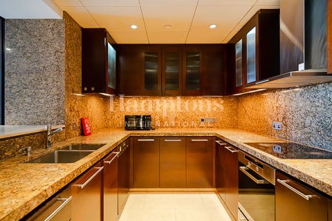 Apartmen di Burj Khalifa, Dubai, UAE 2 bilik tidur, 191.00856800 meter persegi № 651330 - foto 21