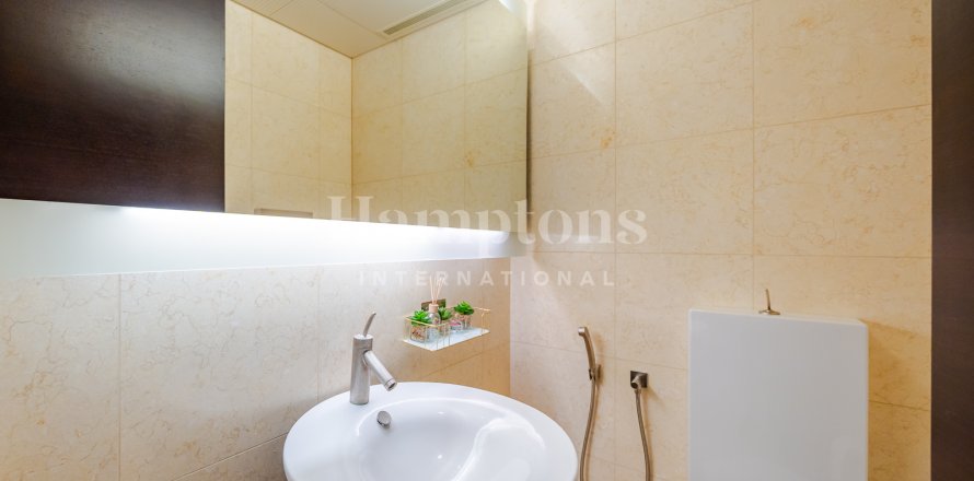 Lägenhet i Burj Khalifa, Dubai, UAE 1 sovrum, 76.7379 kvm Nr. 651331