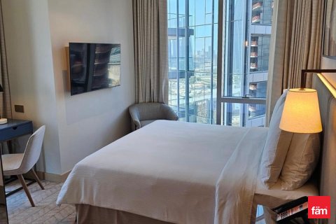 Apartament na sprzedaż w Downtown Dubai (Downtown Burj Dubai), Dubai, ZEA 2 sypialnie, 100.1 mkw., nr 662335 - zdjęcie 18