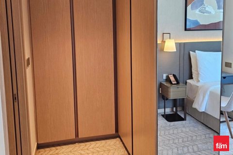 Apartament na sprzedaż w Downtown Dubai (Downtown Burj Dubai), Dubai, ZEA 2 sypialnie, 100.1 mkw., nr 662335 - zdjęcie 19