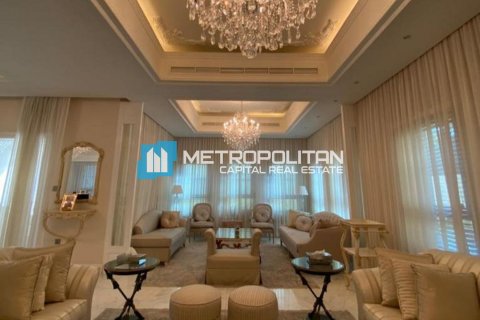 Vila v Abu Dhabi, SAE 5 spální, 460.8 m2 č. 651833 - Fotografia 4