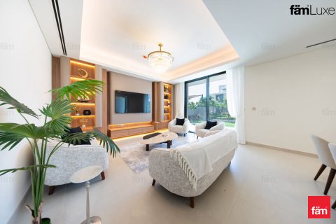 Dubai, UAE의 임대용 빌라 침실 4개, 456.9제곱미터 번호 712850 - 사진 16