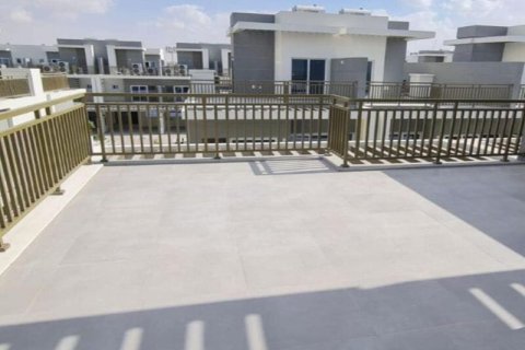 Townhouse di DAMAC Hills (Akoya by DAMAC), Dubai, UEA 3 kamar tidur, 170 m2 nomor 700749 - foto 4