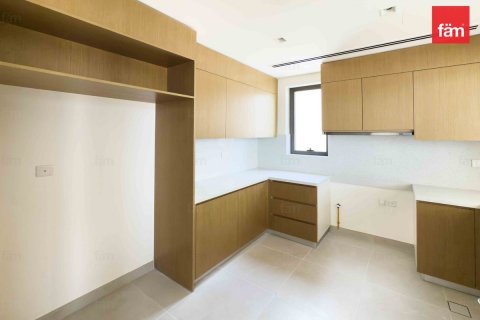Villa sa Al Furjan, Dubai, UAE 4 silid-tulugan, 360 sq.m. № 629351 - larawan 3