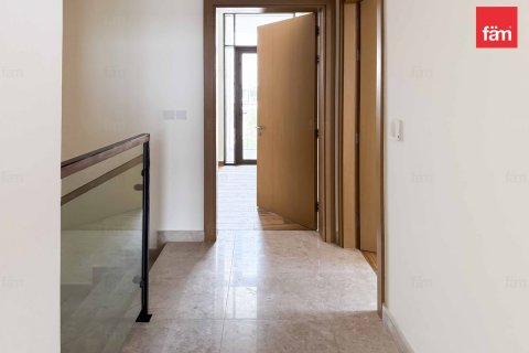 Villa sa Al Furjan, Dubai, UAE 4 silid-tulugan, 360 sq.m. № 629351 - larawan 5