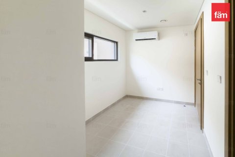 Villa sa Al Furjan, Dubai, UAE 4 silid-tulugan, 360 sq.m. № 629351 - larawan 17