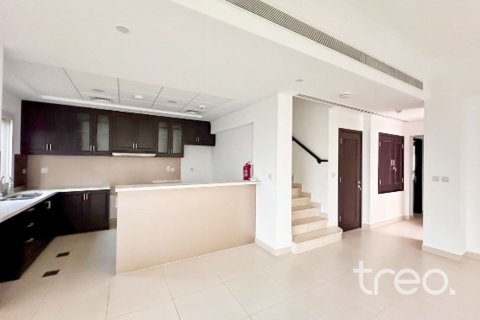 Řadový dům v Serena, Dubai, SAE 3 ložnice, 254.28 m² Č.: 733732 - fotografie 2