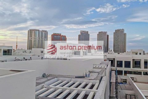 Shtëpi në qytet në Dubai, Emiratet e Bashkuara Arabe 5 dhoma gjumi, 321.8 m2. № 630820 - Foto 10