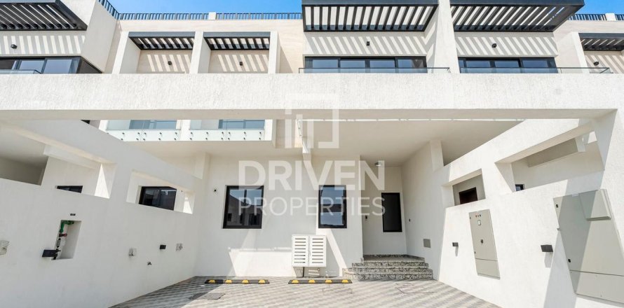 Maison de ville à Al Furjan, Dubai, EAU: 4 chambres, 222.22 m2 № 756953