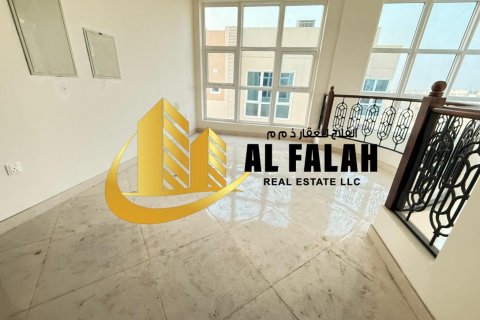 Appartamento in affitto a Al Badie, Sharjah, EAU 4 camere da letto, 372 mq. № 635588 - foto 7