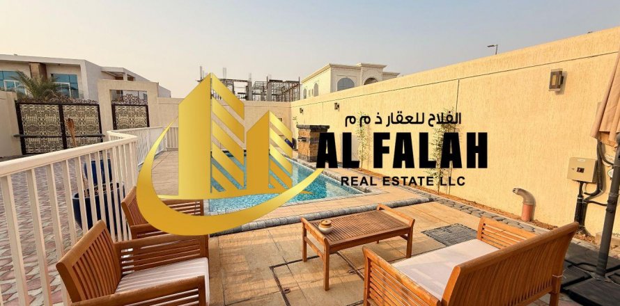 Appartamento a Al Badie, Sharjah, EAU 4 camere da letto, 372 mq. № 635588