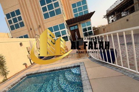 Appartamento in affitto a Al Badie, Sharjah, EAU 4 camere da letto, 372 mq. № 635588 - foto 5
