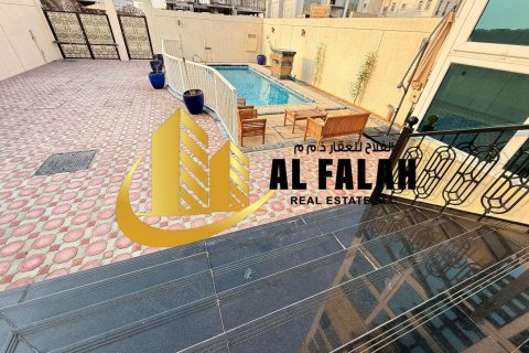 Appartamento in affitto a Al Badie, Sharjah, EAU 4 camere da letto, 372 mq. № 635588 - foto 2