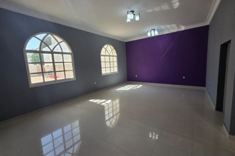 Villa til salg i Ras Al Khaimah, UAE 4 soveværelser, 782 kvm № 734548 - foto 3