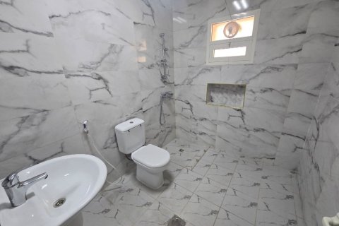 Villa til salg i Ras Al Khaimah, UAE 4 soveværelser, 782 kvm № 734548 - foto 12