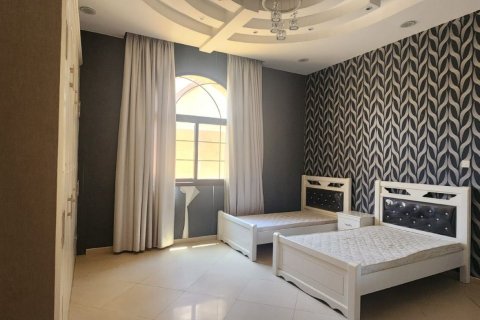 Ras Al Khaimah, UAE의 판매용 빌라 침실 6개, 794제곱미터 번호 734546 - 사진 15