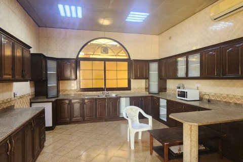 Ras Al Khaimah, UAE의 판매용 빌라 침실 6개, 794제곱미터 번호 734546 - 사진 14