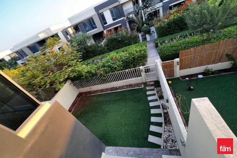 Villa uthyres i Dubai Hills Estate, Dubai, UAE 4 sovrum, 201.5 kvm Nr. 679812 - fotografi 2