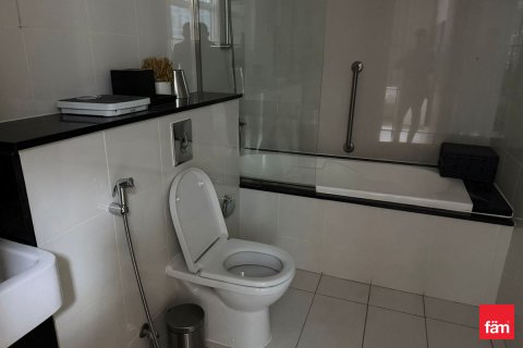 Appartement te huur in Business Bay, Dubai, VAE 2 slaapkamers, 119.9 vr.m., nr 679809 - foto 8