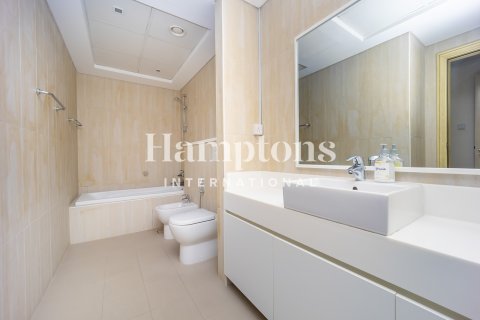 Apartment in Jumeirah Beach Residence, Dubai, UAE 2 bedrooms, 155.00029423 sq.m. № 687121 - photo 5