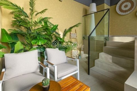 Apartment in Jumeirah Village Circle, Dubai, UAE 2 bedrooms, 153 sq.m. № 738730 - photo 6